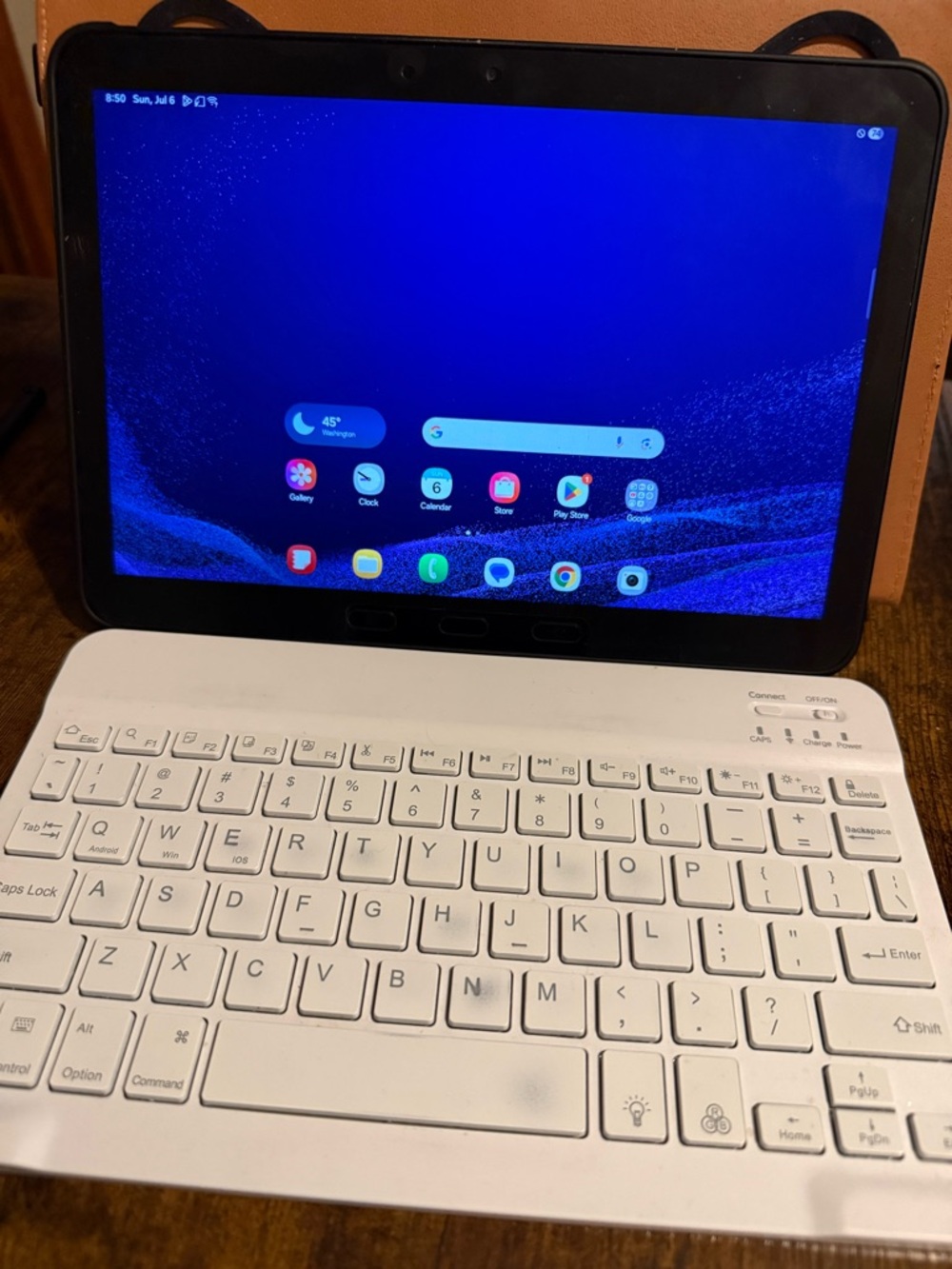 Samsung  Active Fit Pro4 10.5 inch screen and S Pen with Bluetooth keyboard